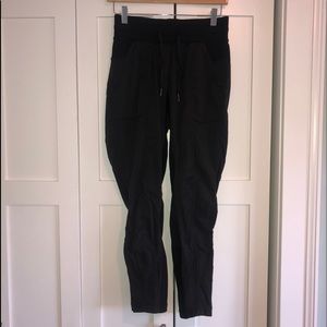 LULULEMON 7/8 length athletic joggers